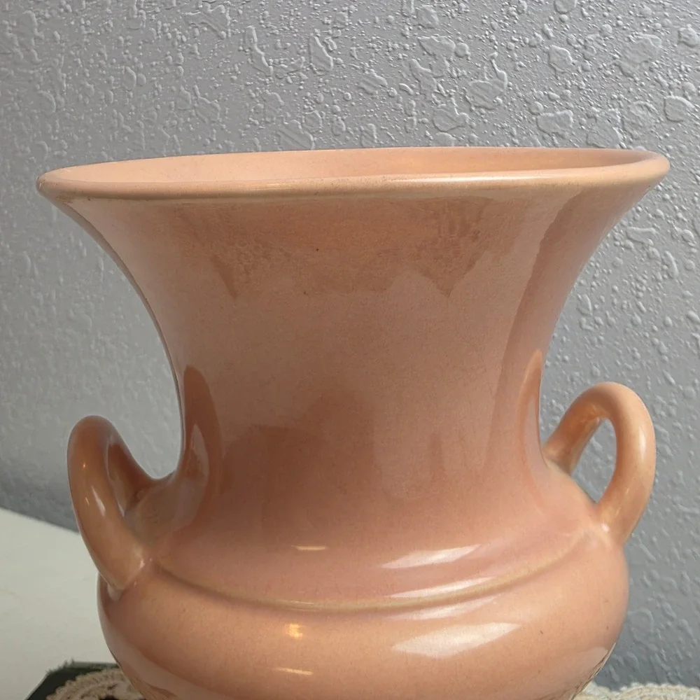 Vintage Red‎ Wing Pottery Salmon Pink Ceramic Trophy Urn Vase Art Deco Style